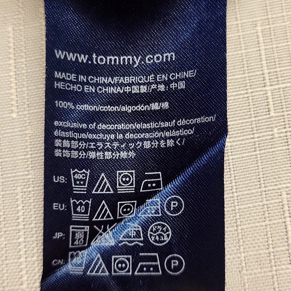 Tommy Hilfiger Signature V Neck men's Long sleeves Sweater, medium, navy blue - Picture 12 of 13